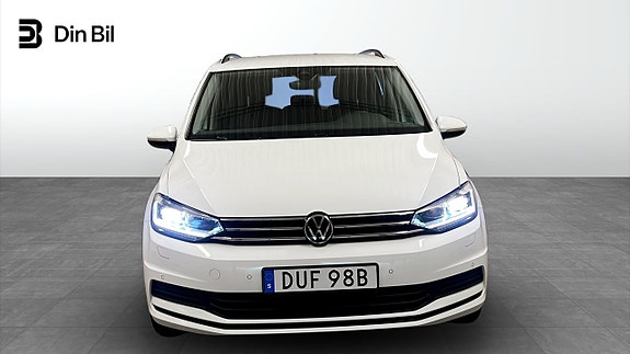 Volkswagen Touran 4 of 23