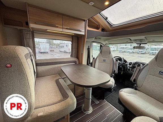 Knaus SKY WAVE 650 MEG 8 of 14