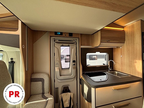Knaus SKY WAVE 650 MEG 3 of 14