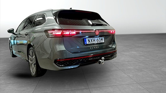 Volkswagen Passat 14 of 26