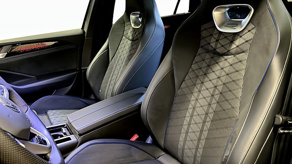 Volkswagen Passat 8 of 26