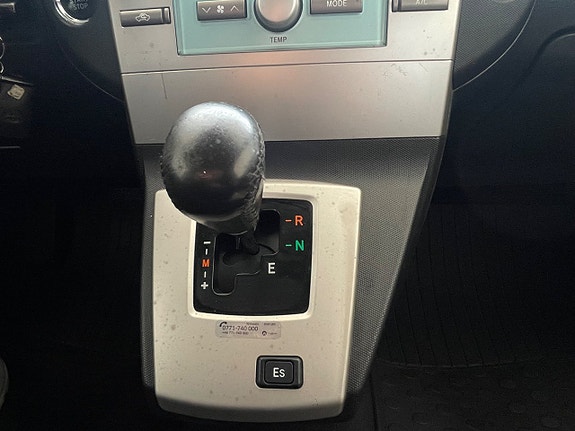 Toyota Corolla Verso 25 of 25