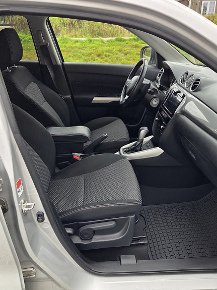 Suzuki Vitara 11 of 13