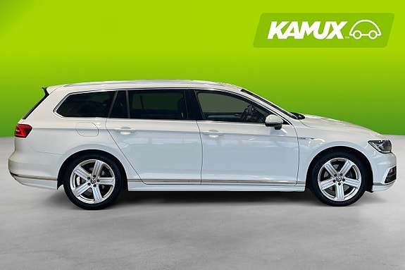 Volkswagen Passat 2 of 18