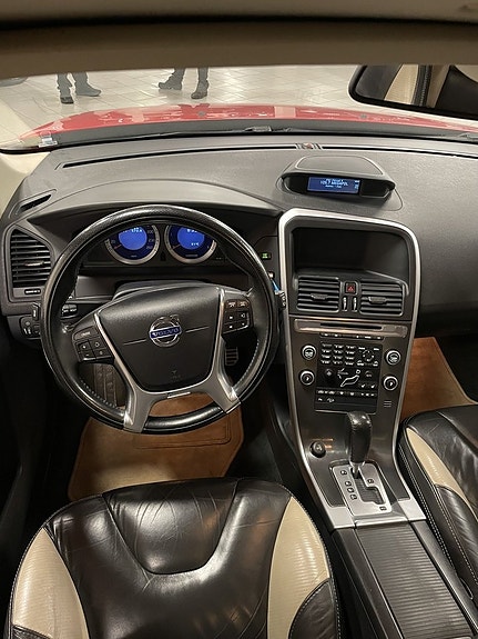 Volvo XC60 4 of 6