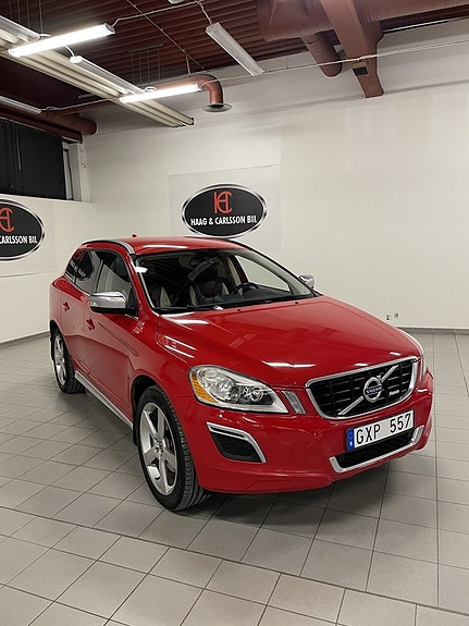 Volvo XC60 2 of 6