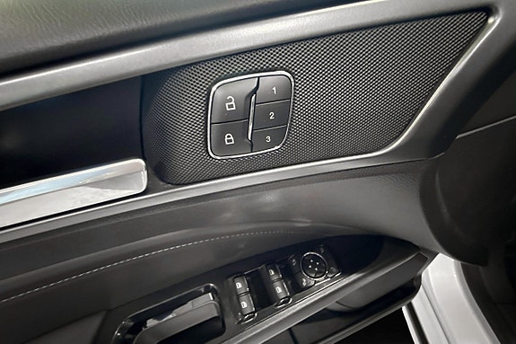 Ford Mondeo 14 of 18