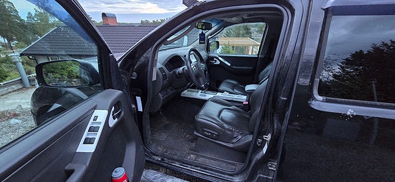 Nissan Navara 5 of 9