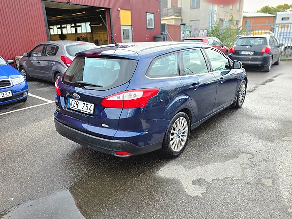 Ford Focus 5 of 22