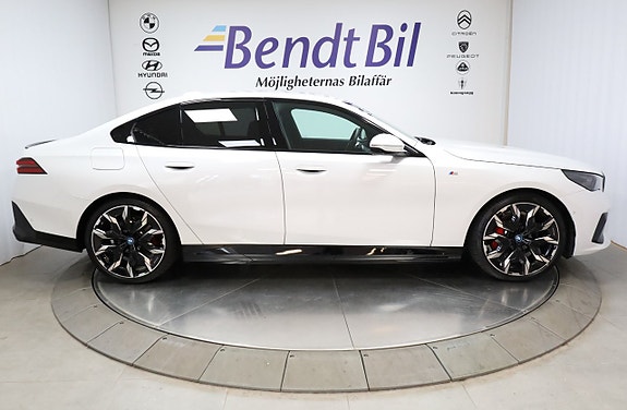 BMW 530e 13 of 30