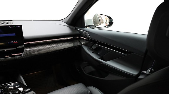 BMW 530e 15 of 30