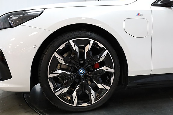 BMW 530e 29 of 30
