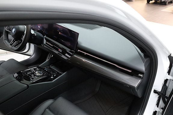 BMW 530e 22 of 30