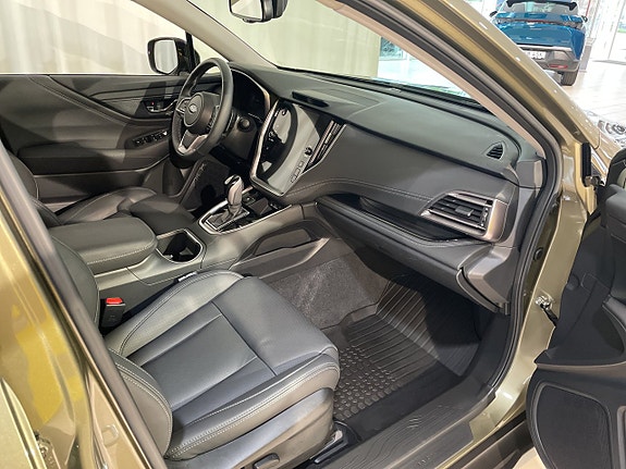 Subaru Outback 9 of 20