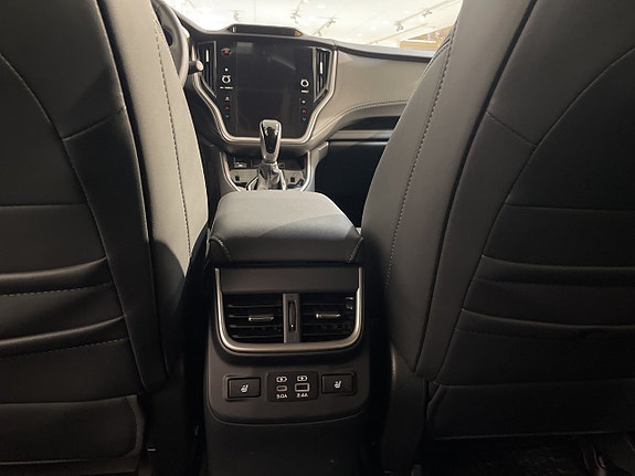 Subaru Outback 5 of 14