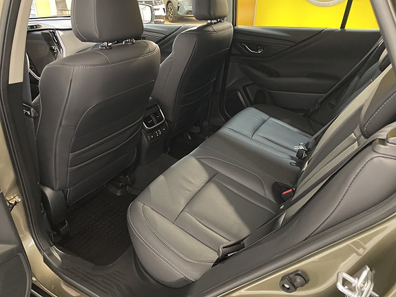 Subaru Outback 7 of 20