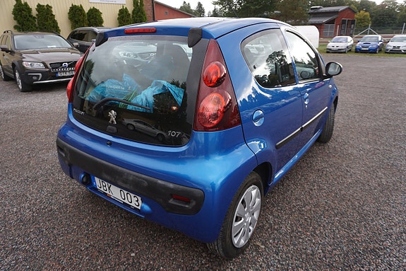 Peugeot 107 3 of 6
