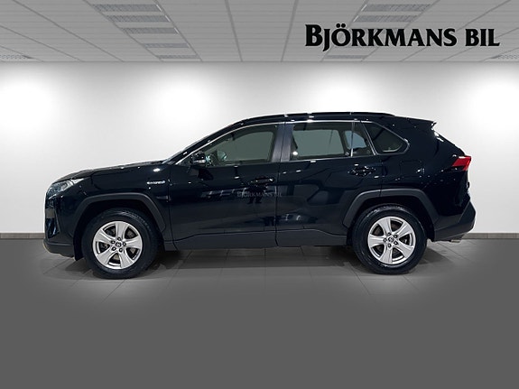 Toyota RAV4 4 of 14