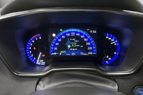 Toyota Corolla 10 of 21