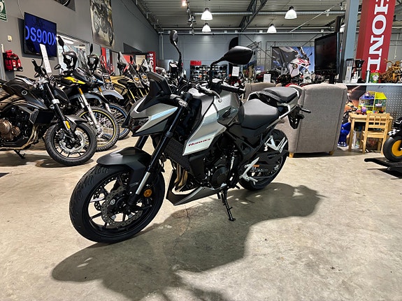 Honda CB750C Hornet E-Clutch 6 of 12