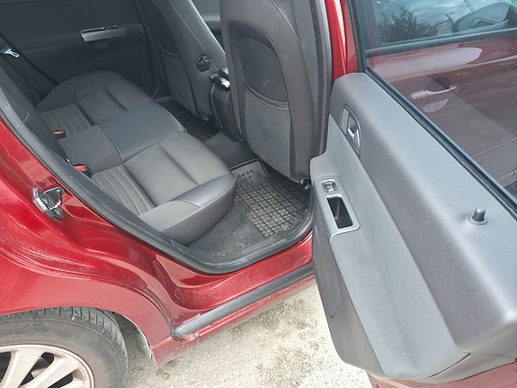 Volvo V50 14 of 16