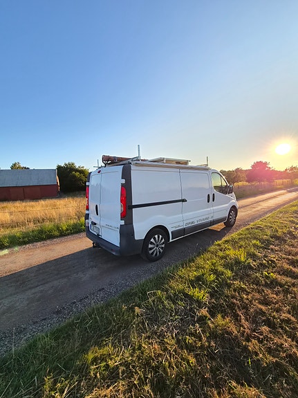 Opel Vivaro 6 of 8