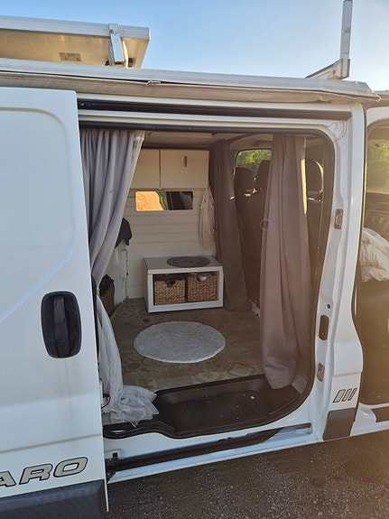 Opel Vivaro 8 of 8