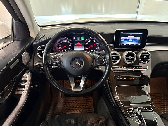 Mercedes-Benz GLC350 e 10 of 20