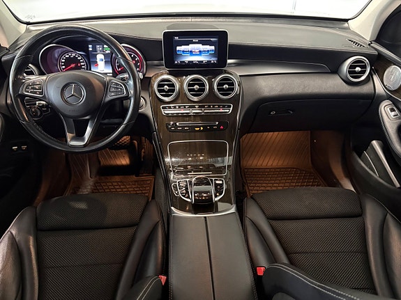 Mercedes-Benz GLC350 e 11 of 20
