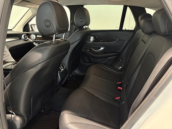 Mercedes-Benz GLC350 e 17 of 20