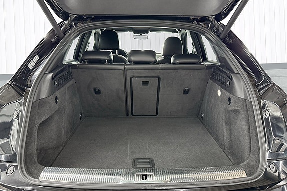 Audi Q3 16 of 19