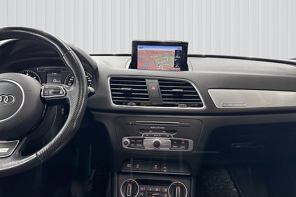 Audi Q3 9 of 19