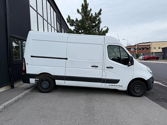 Renault Master 2 of 16