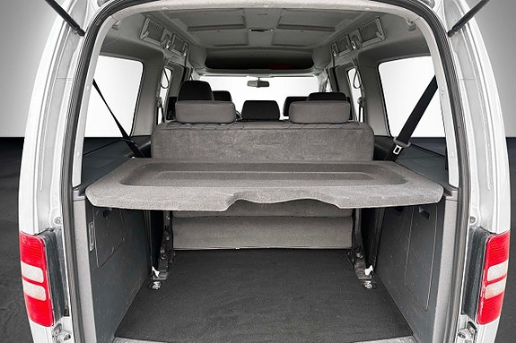 Volkswagen Caddy Maxi 13 of 13