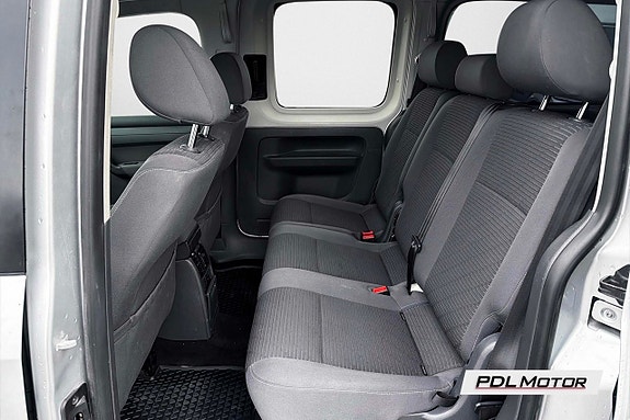 Volkswagen Caddy Maxi 9 of 13