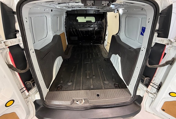 Ford Transit Connect 15 of 18