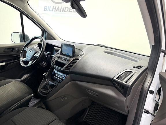 Ford Transit Connect 9 of 18