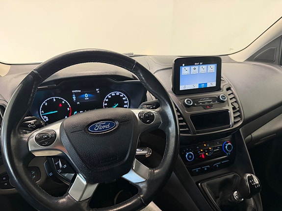 Ford Transit Connect 11 of 18