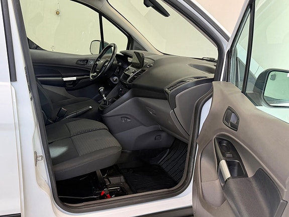Ford Transit Connect 7 of 18