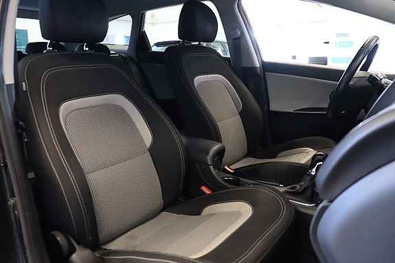 Kia Ceed 13 of 15
