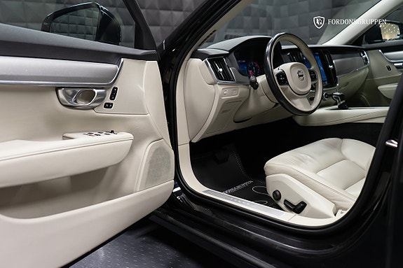 Volvo V90 13 of 28