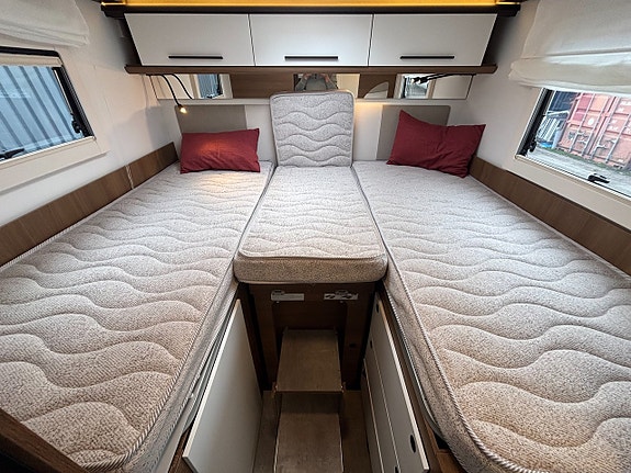 Benimar Tessoro 463 Dieselvärmare / Dropdown / Automat / 5-Bältade 12 of 17
