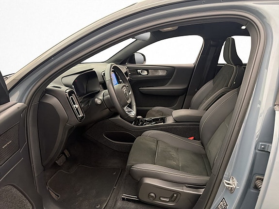 Volvo C40 13 of 30