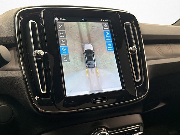 Volvo C40 22 of 30