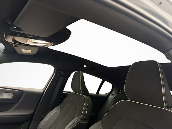 Volvo C40 14 of 30