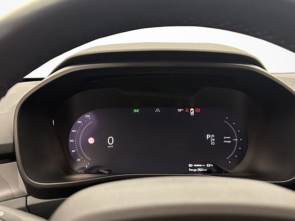 Volvo C40 18 of 30