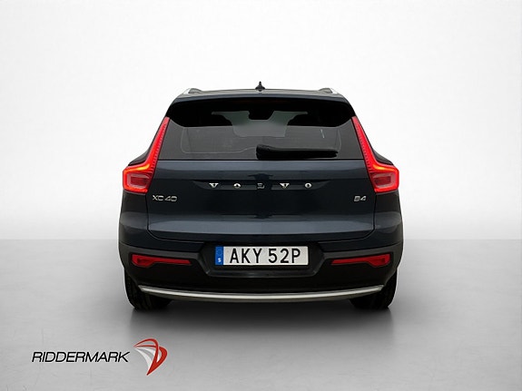 Volvo XC40 6 of 30