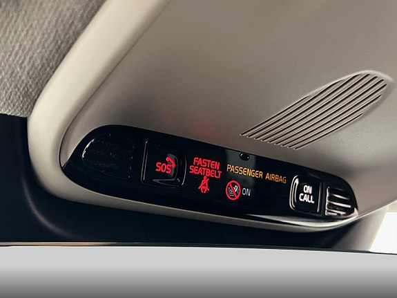 Volvo XC40 29 of 30