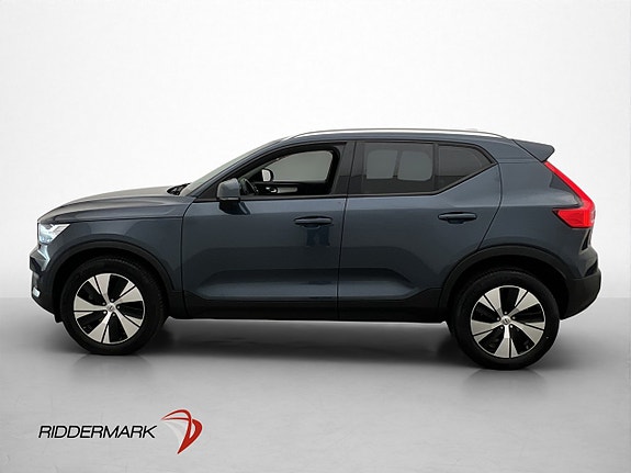 Volvo XC40 4 of 30