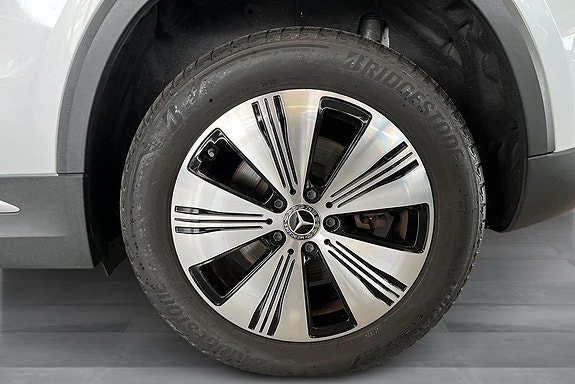 Mercedes-Benz EQA300 17 of 19